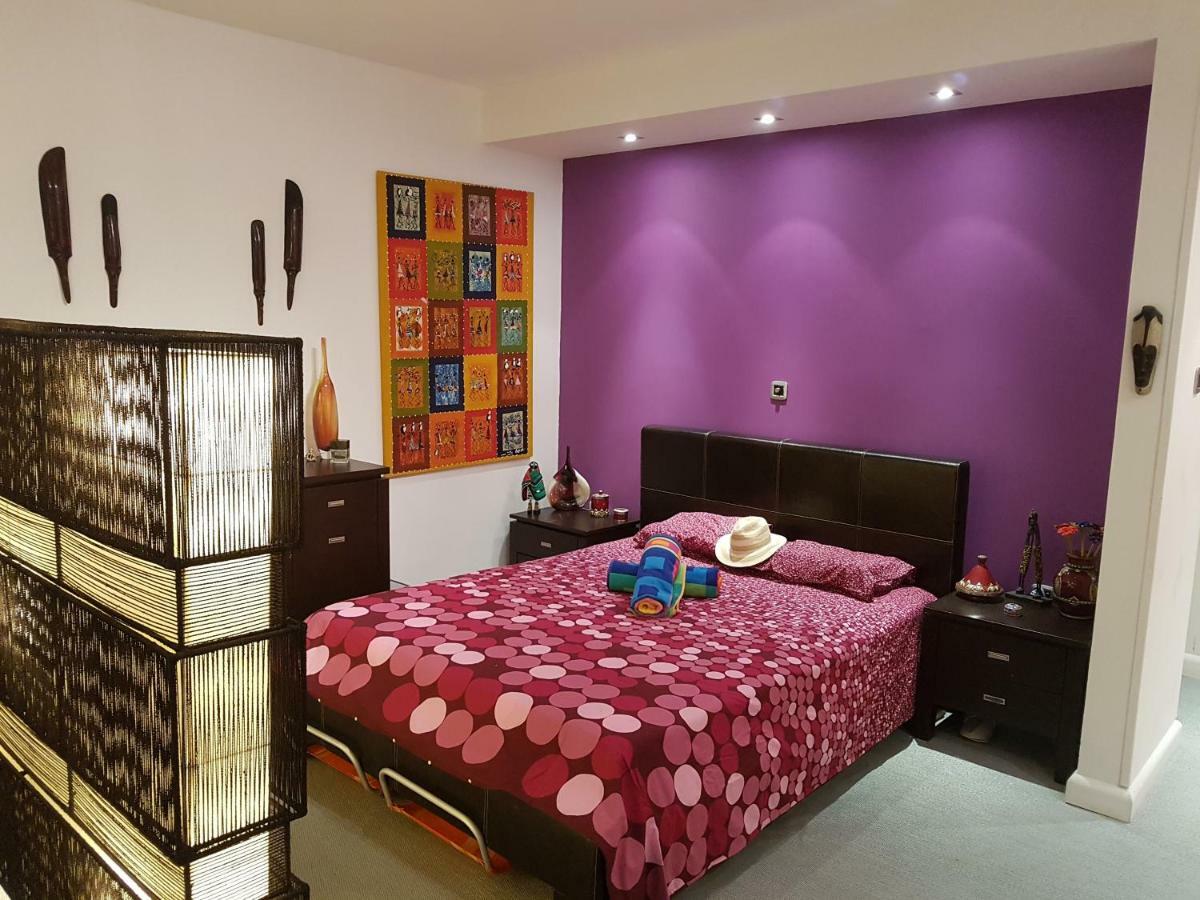 Sylvias Art Studio Apt Айя Напа Екстериор снимка