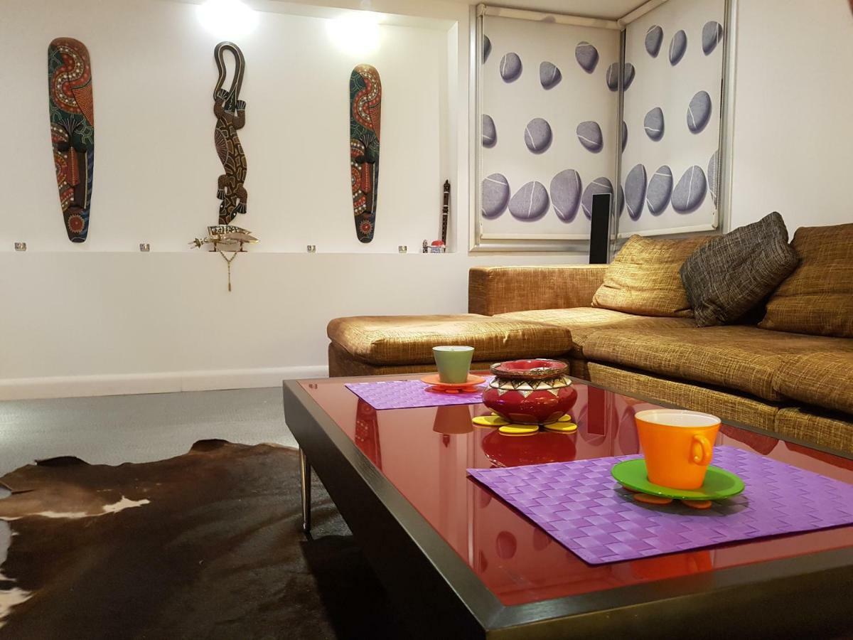 Sylvias Art Studio Apt Айя Напа Екстериор снимка