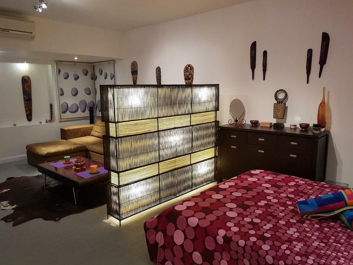 Sylvias Art Studio Apt Айя Напа Екстериор снимка